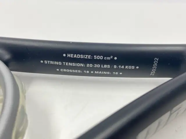 Dunlop Max Plus Ti Squash Racket And Bag. Graphite Composite in Tennis & Racquet in Edmonton - Image 6