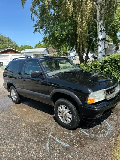 Selling my 2005 GMC Jimmy 2 Door . It’s a solid SUV and would be great for a 4x4 weekend toy, bush t...
