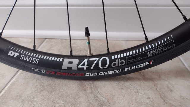 BAND NEW DT SWISS R470 DB WHEELSET 700 C, 28 h, stainless steel  in Frames & Parts in Gatineau - Image 2