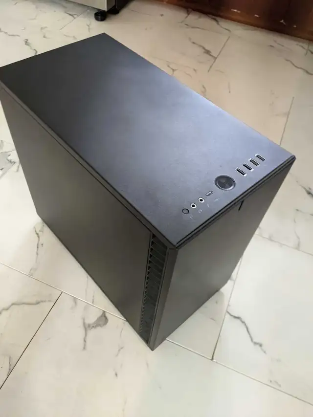 Fractal Define 7 Mini Computer Case