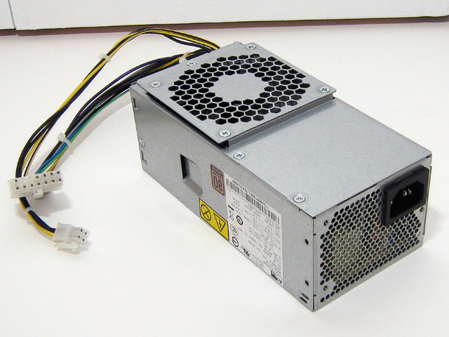 Power supply for select Lenovo SFF (small form factor) systems dans Ordinateurs de bureau  à Edmundston