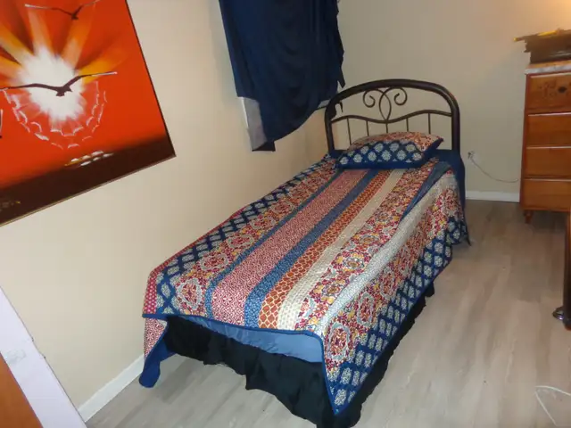 A Room For Rent in Room Rentals & Roommates in West Island - Image 2