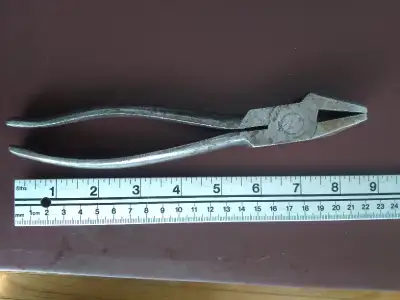 Vintage Made in Japan seamer tool., View more