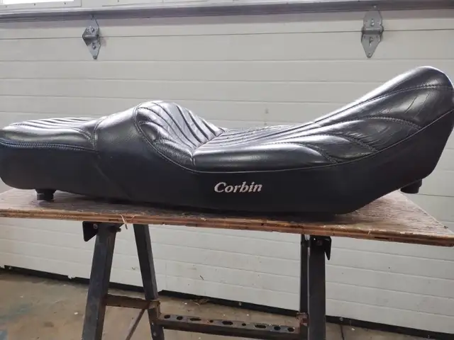 Corbin seat, fits  2014 - 2018 Yamaha  FJ 09 / tracer 900 in Other in New Glasgow - Image 2