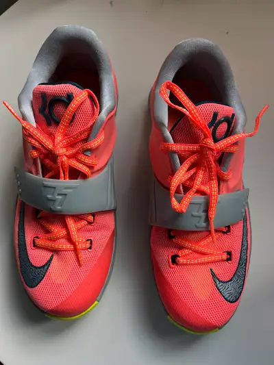 6Y (24cm) KD basketball shoes , View more