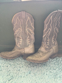 snake skin cowboy boots by Nocona, Men's Size 7 1/2 D