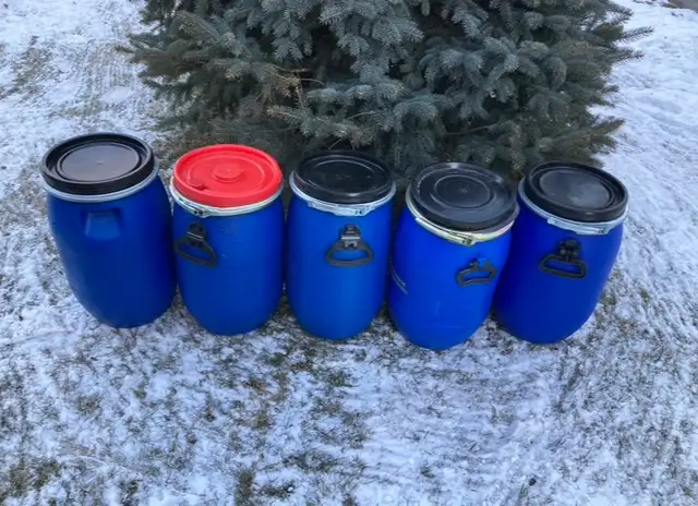 Guelph:  Canoe, Bear, Portage, Camping Barrels in Outdoor Tools & Storage in Guelph - Image 3