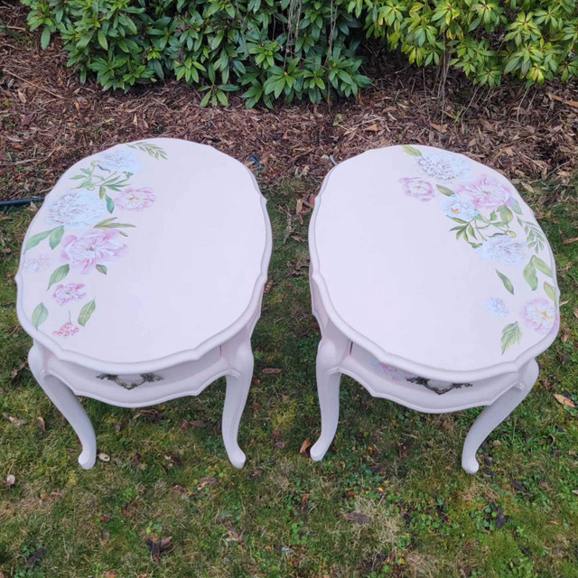 French provincial painted end tables in Other Tables in Port Alberni - Image 2