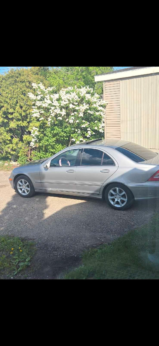 Mercedes AWD. Cash/trade. in Cars & Trucks in Red Deer - Image 3