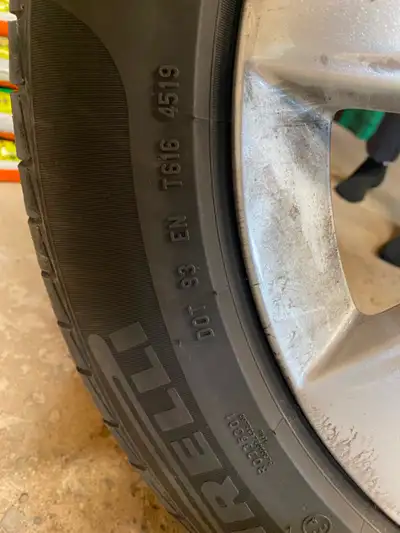 225/55/R17 Pirelli Cinturato P7 All season set of 4