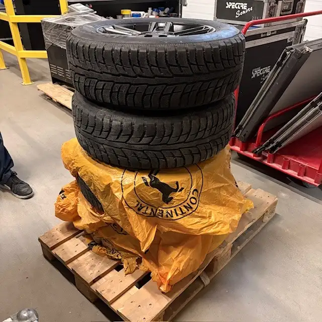 Pneu hiver BFGoodrich Winter T/A KSI 235 65 r18 avec jantes in Tires & Rims in Longueuil / South Shore - Image 5