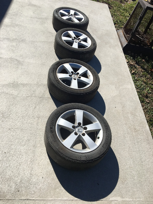 4 RIMS en aluminium à vendre / 4 Alloy RIMS to sale (16 po/inch) dans Pneus et jantes  à Laval/Rive Nord
