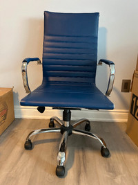 Winport Blue High-Back Leather Swivel Office & Home Chair