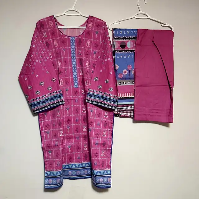Pakistani Ladies Lawn Suits 3 Pieces Original LIMELIGHT Large in Women's - Dresses & Skirts in Mississauga / Peel Region - Image 3