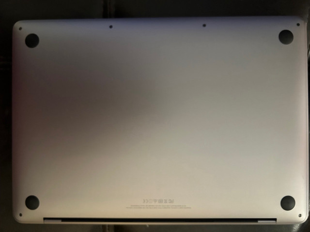 MacBook Pro 13’ Like new in Laptops in Red Deer - Image 3
