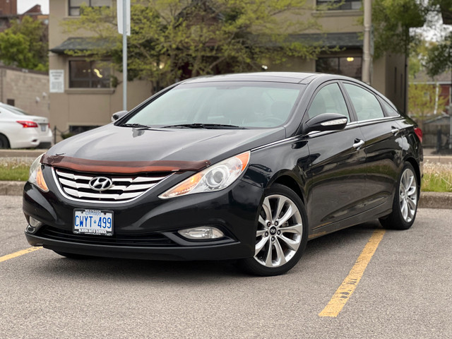 Hyundai Sonata 2.0T Limited | WELL MAINTAINED | Top Trim in Cars & Trucks in Hamilton