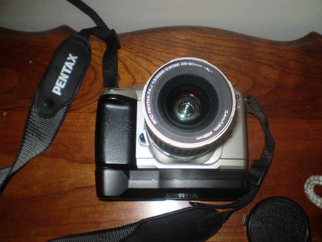 PENTAX MZ-60 ( 35mm FILM CAMERA ) in NEW CONDITION in Cameras & Camcorders in Thunder Bay - Image 2