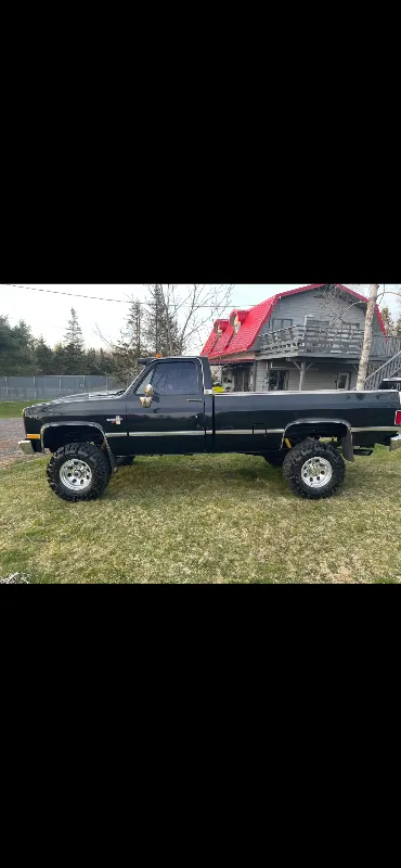 Selling truck