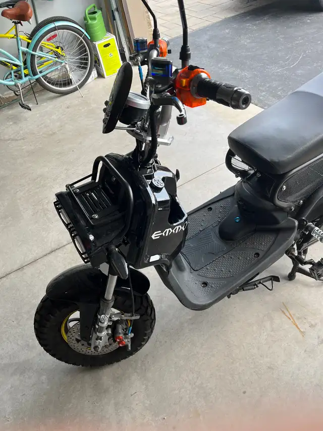 Emmo Monster in eBike in Hamilton - Image 9