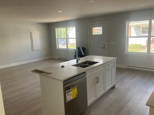 Old Bedford 2 Bed House in Long Term Rentals in Bedford - Image 3