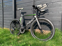 Vélo (TT) triathlon Felt B16 58cm Large (L) + roues profilées