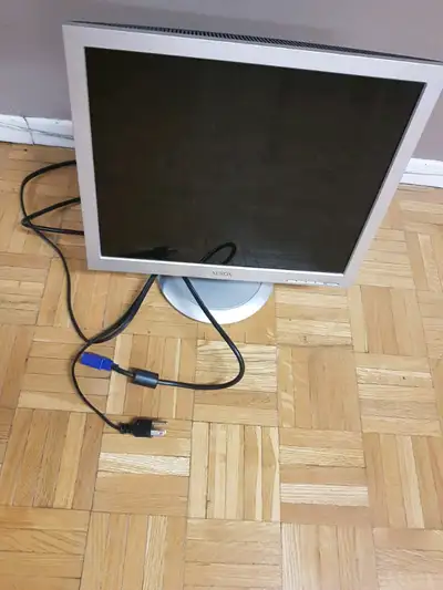 17" Xerox desk top monitor, View more