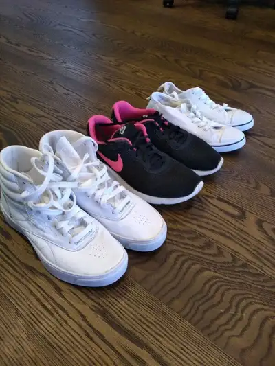 Girls Shoes Size 5, View more