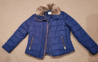 Womans Large winter jacket (Old Navy) used but great condition