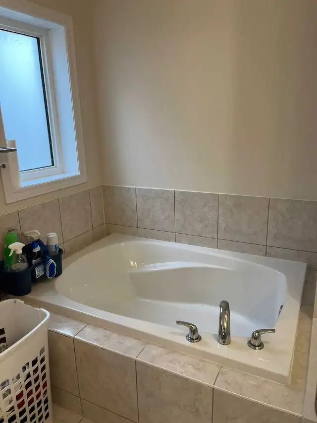 House for rent in Long Term Rentals in Mississauga / Peel Region - Image 11