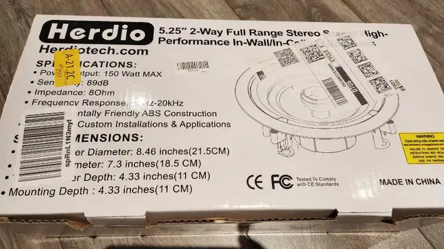 In-Wall Speakers 5,25" in General Electronics in Markham / York Region - Image 4