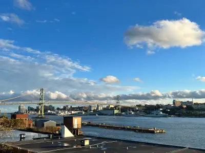 Fantastic View - 2 Bedroom Furnished - All Utilities