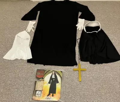 Nun Costume Adult sz M, View more