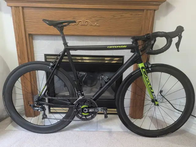 58cm CAAD10 Black Inc w/ CAAD12 fork in Road in Ottawa - Image 2