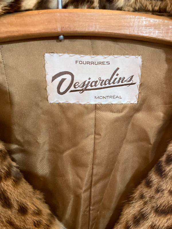 Manteau vintage 1960 en fourrure ocelot hiver dans Femmes - Hauts et vêtements d'extérieur  à Ville de Montréal - Image 2