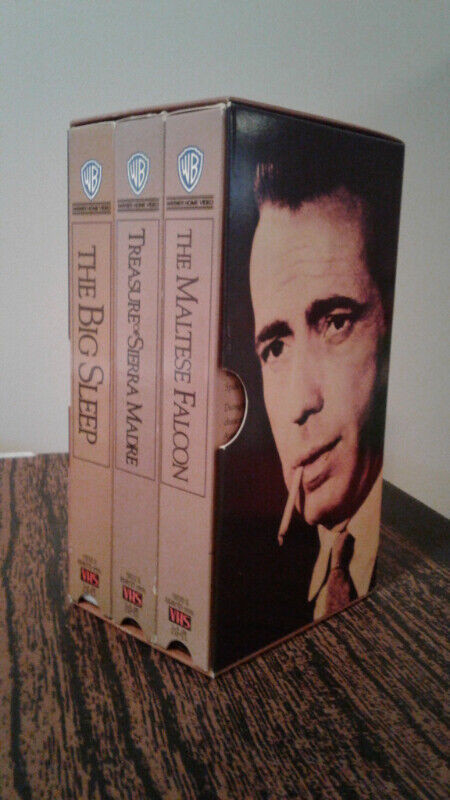 VHS JAMES CAGNEY ET HUMPHREY BOGART dans CD, DVD et Blu-ray  à Longueuil/Rive Sud