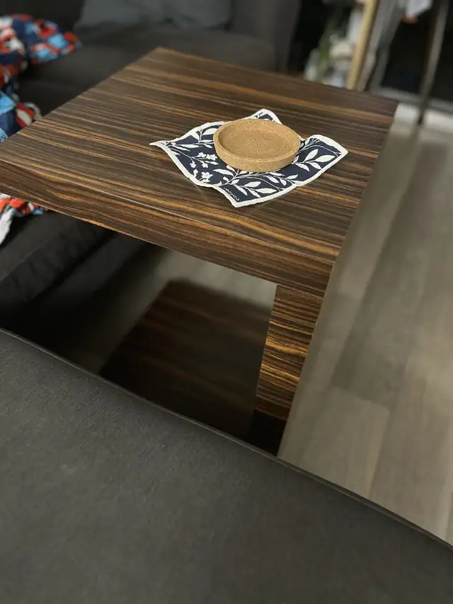 C-shape wooden coffee table in Coffee Tables in City of Toronto - Image 2