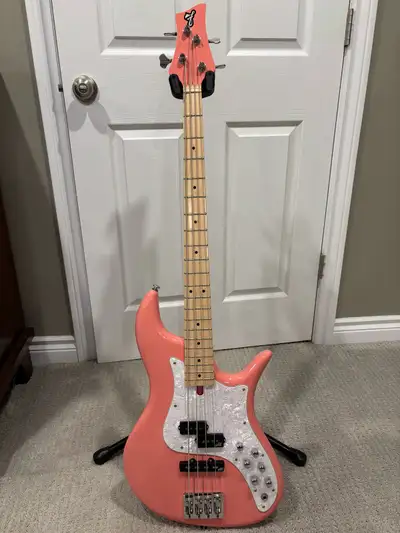 F Bass VF4, View more