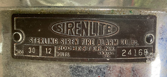 Fire Engine Siren in Arts & Collectibles in Mississauga / Peel Region - Image 4