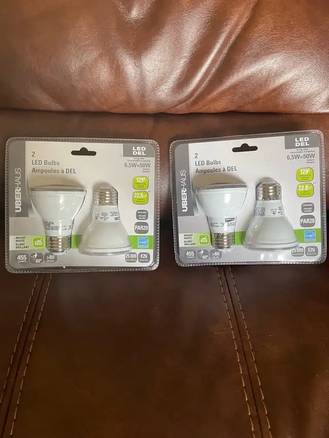 NEW 2 PACK OF PAR 20 LED LIGHT BULBS 63871131654787122