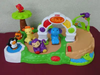 ZOO ANIMÉ FISHER PRICE (musique, sons, lumières, mouvement...), View more