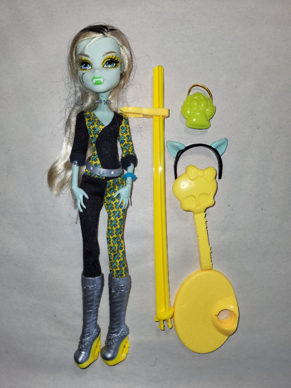 Monster High dolls - Frankie Stein (group 6) - Updated March 2 in Toys & Games in Belleville