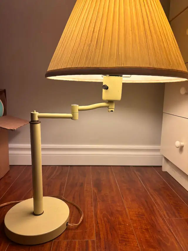 Table Lamps in Indoor Lighting & Fans in City of Toronto - Image 3