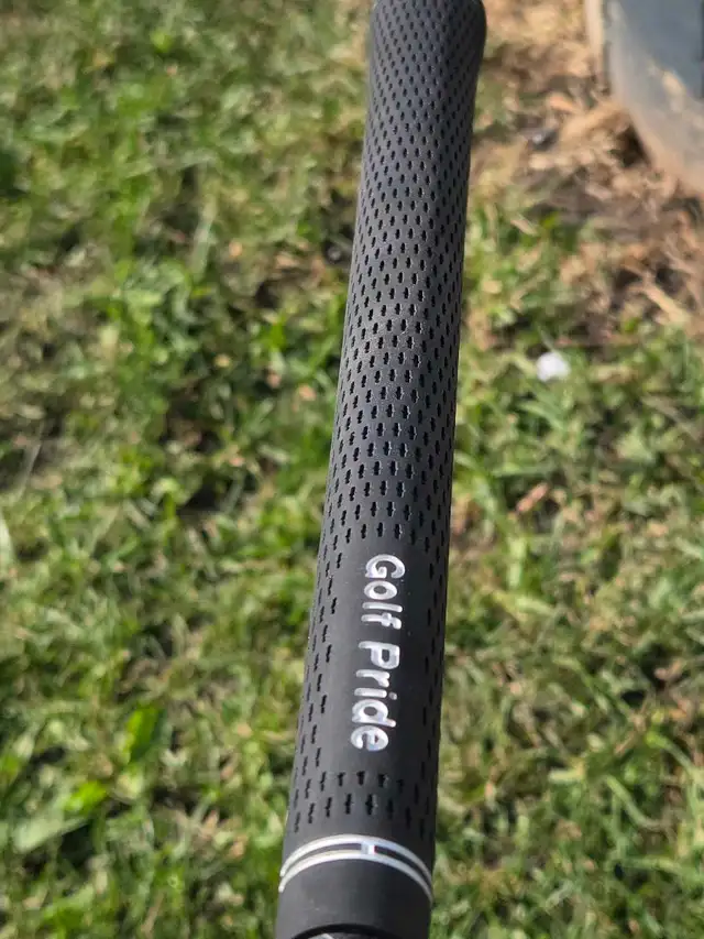 Tense 1k shaft ,stiff... in Golf in Edmonton - Image 5
