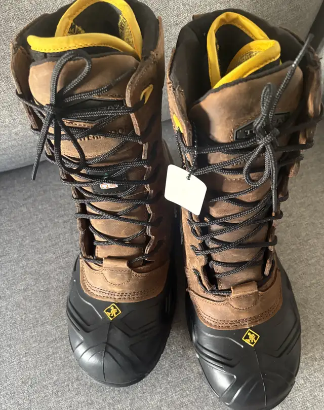 New Terra Crossbow Composite Toe Waterproof Winter Safety Boots. in Men's Shoes in Mississauga / Peel Region - Image 3