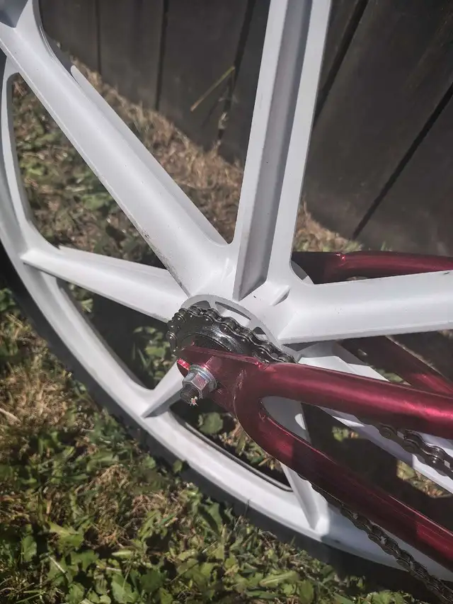 Hutch Trickstar 24 - 1 of 50 made in BMX in Strathcona County - Image 7