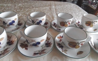 EVESHAM VALE -8 CUPS SAUCERS, FRUITS -ROYAL WORCESTER, ENGLAND