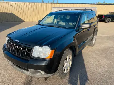 Looking for an affordable, fully inspected quality 4x4? This Low km Cherokee needs to be checked out...
