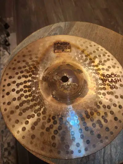 Paiste 2002 10" Rock splash drum cymbal (cracked)., View more