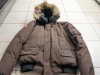 Jacket Canada Goose brand XL size heavy winter