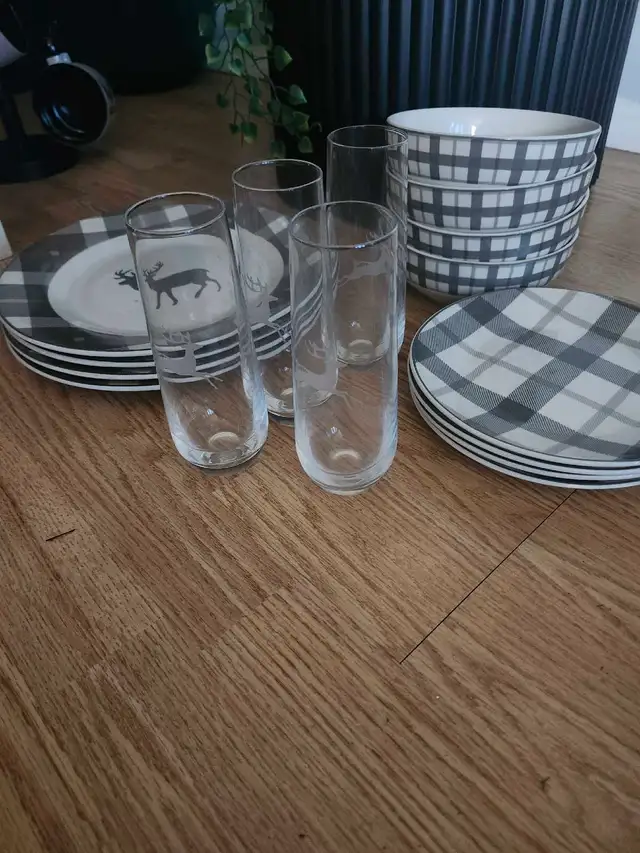 Plaid and Deer Dish Set477289842916741123